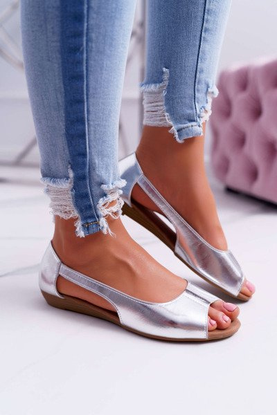Moteriškos „Peep Toe“ balerinos „Silver Ereli“.
