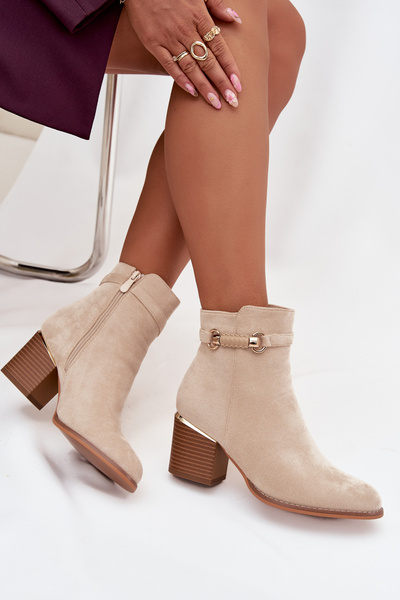 Bottes pour femmes isolées à talon avec bande décorative beige Galissa