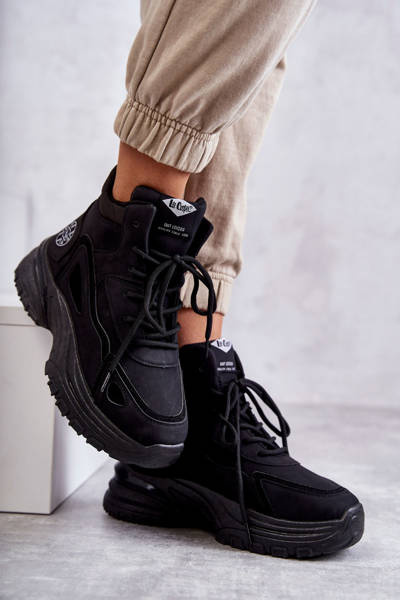 Boots on the Lee Cooper LCJ-22-44-1353L Black platform