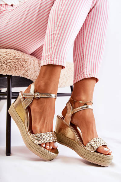 Leather Wedge Sandals Gold Gabriela