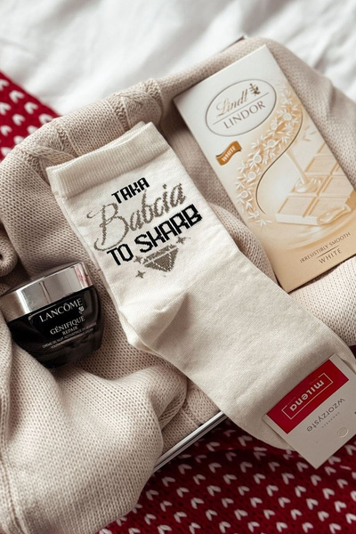 Moteriškos Kojinės Su Užrašu I Love Babcia Ecru