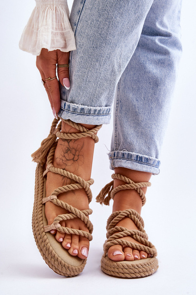 Tied Sandals On A Massive Platform Dark beige Can't Wait