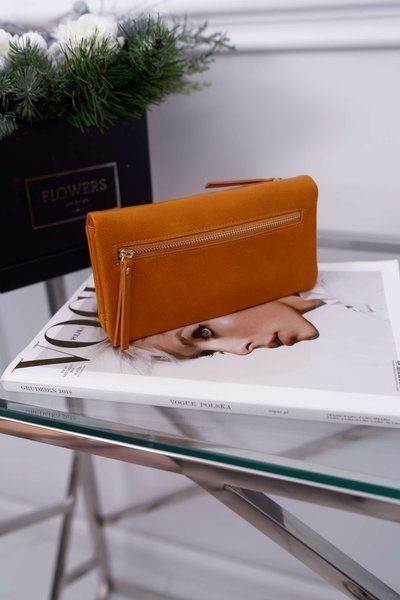 Ladies' Wallet Large Camel with Latch