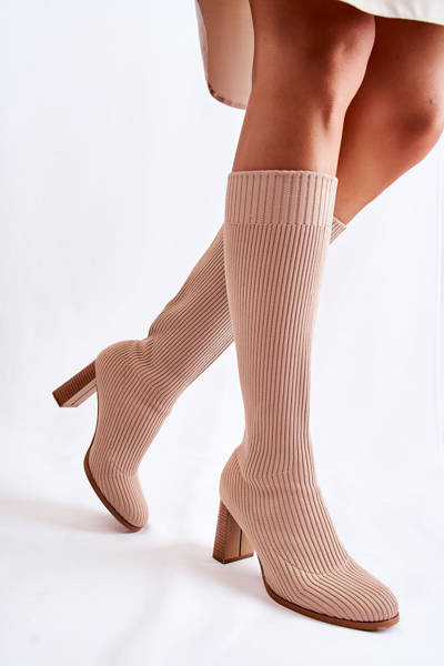 Modische Stiefel mit geripptem Absatz Beige Carros