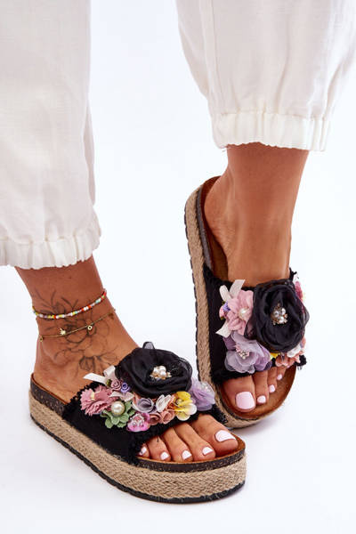 Chaussons En Matière À Fleurs Noir Nessa