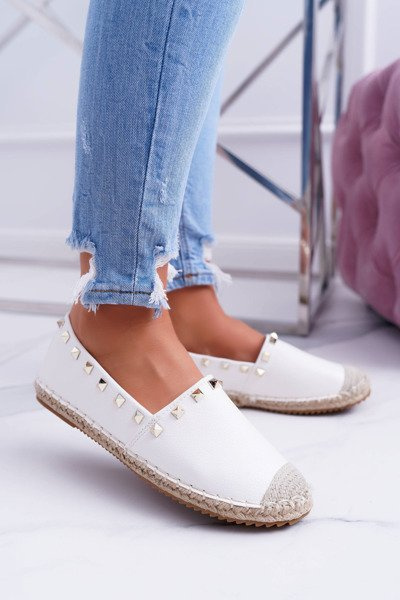 Fehér, felcsúsztatható espadrillák Christiane szegecsekkel