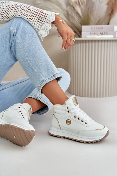 Bottes Chaussures De Sport Femme Isolées Sur Plateforme Blanc Ariatte