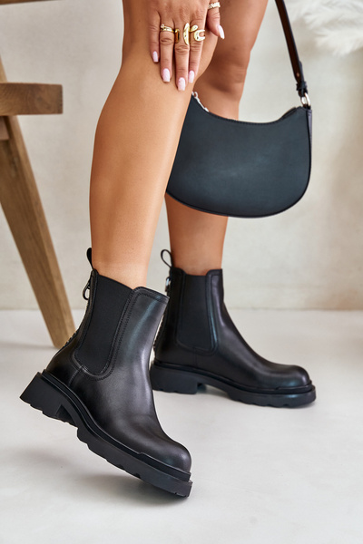 Leder Chelsea Boots Mit Dekorativem Kettenisoliert D&A JC42-86 Schwarz