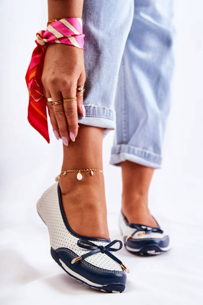 Erdola Schnür-Ballerinas aus Leder Weiß und Marineblau