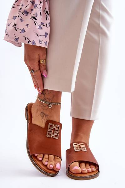 Papuci la modă confortabile pentru femei cu decor Camel Ayanna