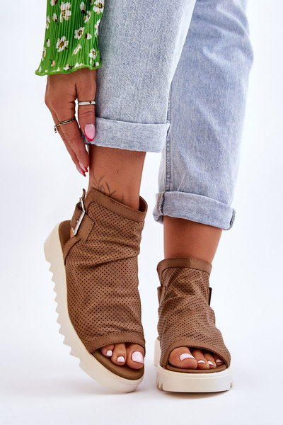 Durchbrochene Ledersandalen Kamel Alima