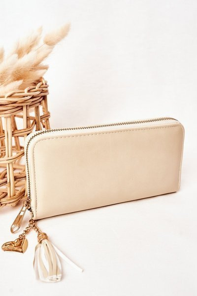 Grand Portefeuille Femme Avec Un Pendentif Ecru
