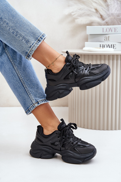 Damen Sneakers Auf Massiver Sohle Schwarz Amoserna