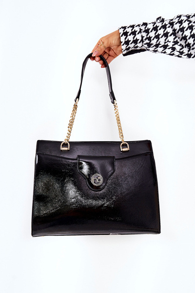 Lakkozott válltáska NOBO L1750 fekete