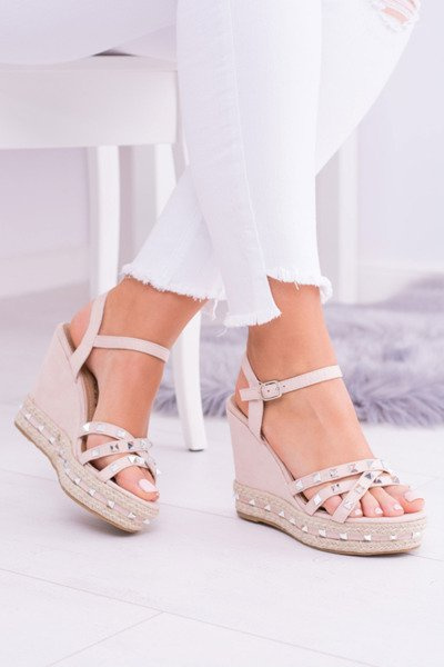 Beigefarbene Damensandalen mit Nieten Amare