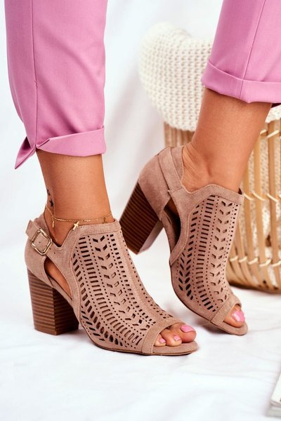 Bottines femme avec ressort en suède coupé Beige Beyond Us
