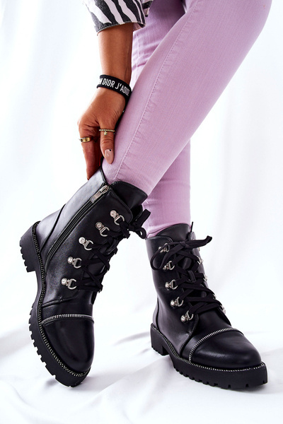 Klassische gestufte Lederstiefeletten Schwarz Daiane
