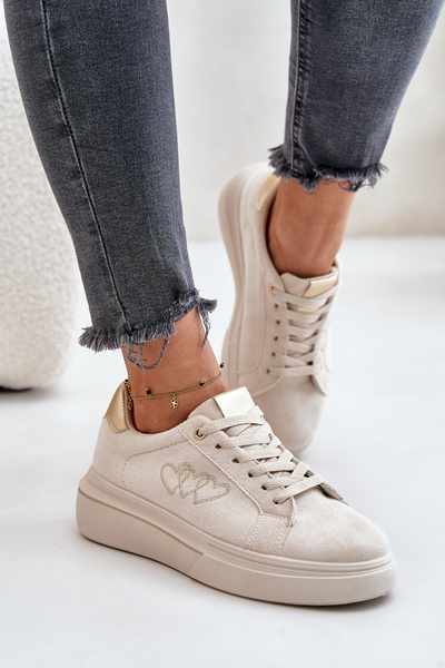 Damen Sneakers Auf Der Plattform Mit Herzen Beige Avirorae