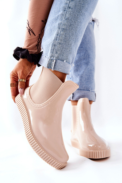 Bottes En Caoutchouc Brillant Galoches Sur Une Plateforme Cascade Beige