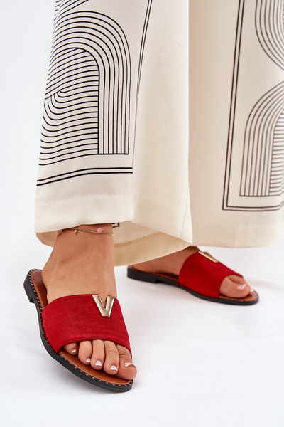 Sandales Plates Pour Femmes Avec Détails Décoratifs Rouges Saliena