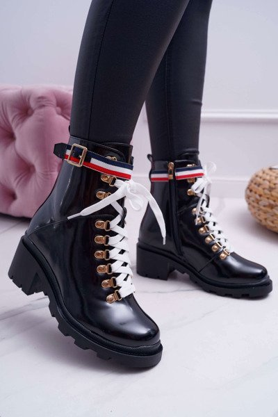 Bottes à glands hauts à talons plats pour femmes noires Hippe