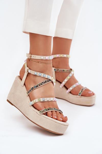 Damen Wedgesandalen Mit Verzierung An Den Riemen Beigefarben Lunara