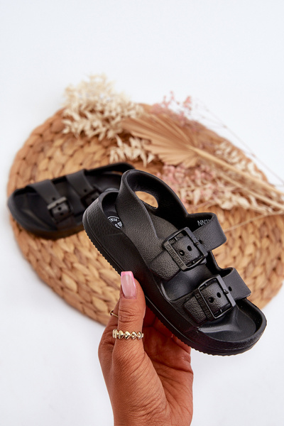 Leichte Kinder-Sandalen mit Schnallen BIG STAR NN374536 Schwarz
