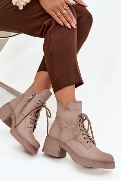Damenturnschuhe aus Leder auf Blockabsatz beheizt Vinceza 39950 beige
