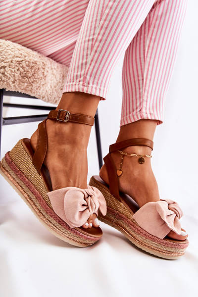 Sandalai Suede Wedge Pink Natina