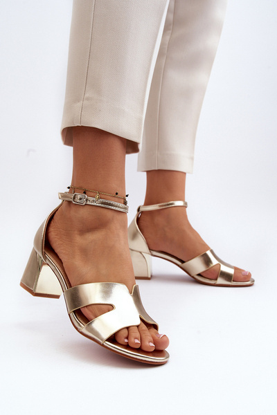 Moteriški sandalai su Block Heel Gold Irivana