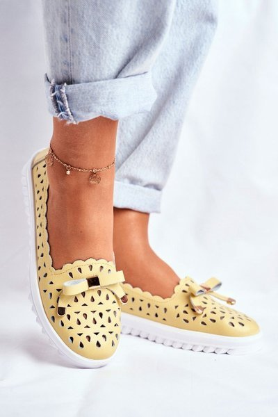 Mocassins Femme En Cuir Ajouré LR71515 Jaune Murrieta