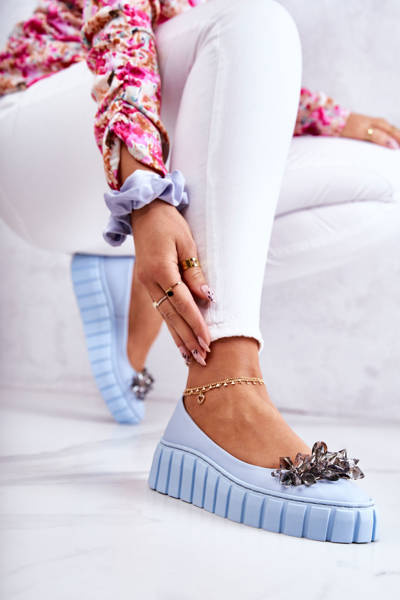 Balerine din piele pe o platformă cu un ornament Light Blue Ladette
