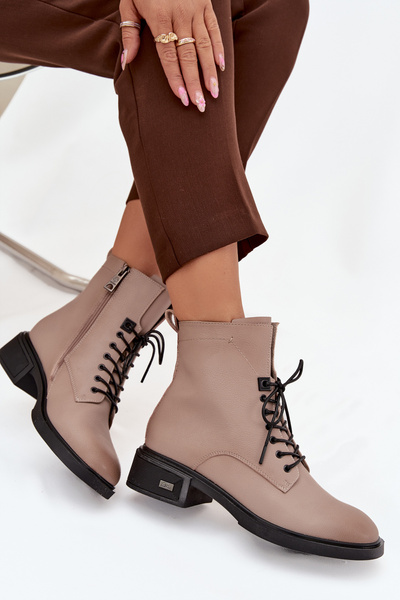 Damenturnschuhe aus echtem Leder mit niedrigem Absatz gefüttert Vinceza 39955 Beige