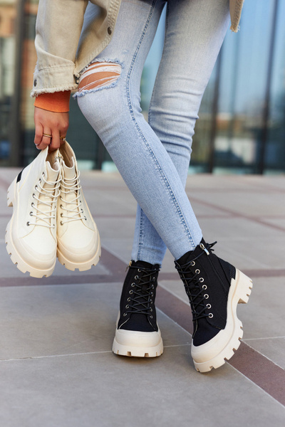 Bottes Femme Noir Clair Larina