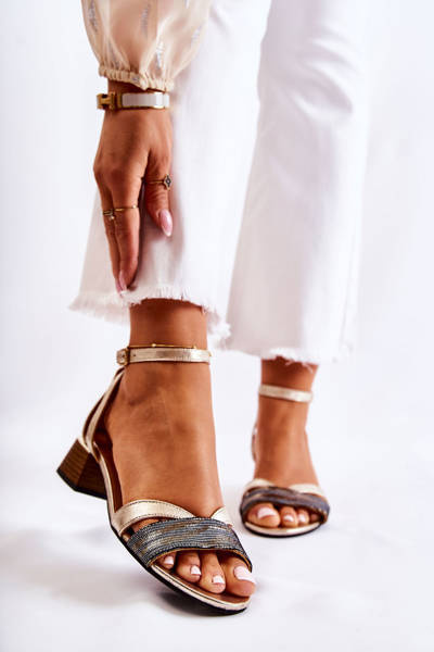 Leather Women's Sandals Maciejka 05177-25 Golden