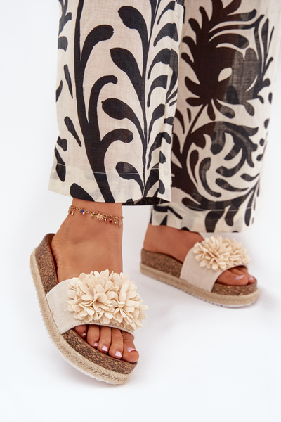 Damen Plattform Sandalen mit dekorativen Blumen beigen Tessara