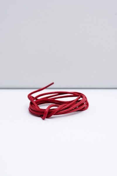 Corbby Red viaszos vékony csipkék