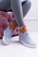 Blau