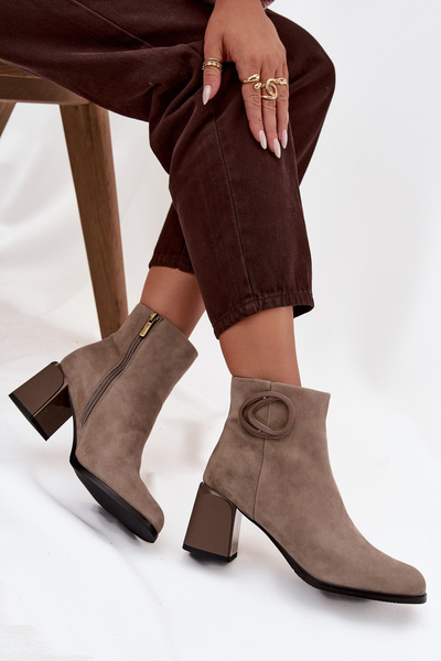 Wildleder Stiefeletten Mit Absatz Gepolstert Mit Dekorativem Detail Artiker 57C0014 Beige
