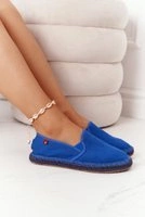 Blau