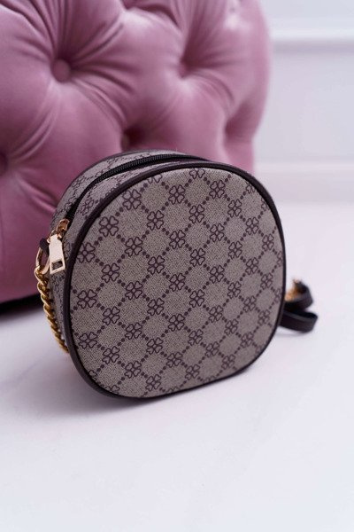 Cafea cu piept de mână rotund