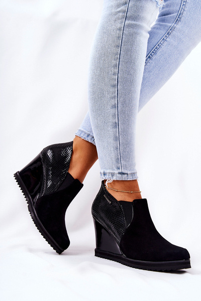 Tiermuster-Keilstiefel Monnari 0990-020 Schwarz