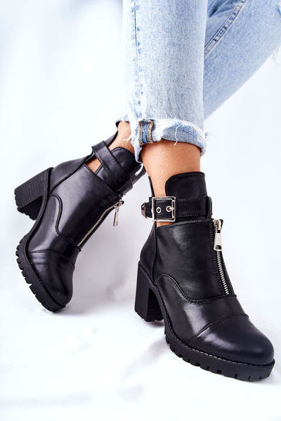 Stiefel mit Schnallenabsatz Schwarz Clive