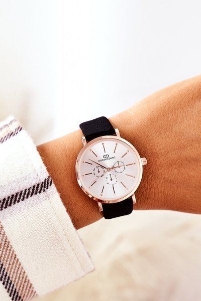 Montre sur bracelet en cuir Giorgio&Dario noir