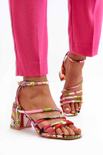 Gemusterte Sandalen auf Stiletto Multicolor Jenglla