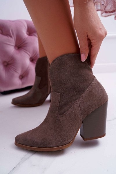 Női sarkú csizma bőr velúr cappuccino Nicole 2433
