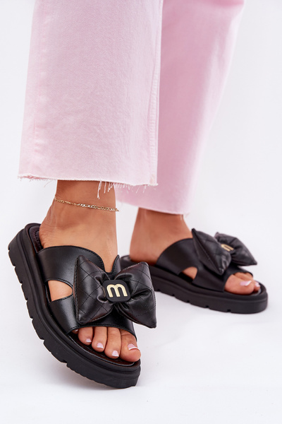 Damen-Ledersandalen auf Plattform mit Schleife CheBello 4647 schwarz