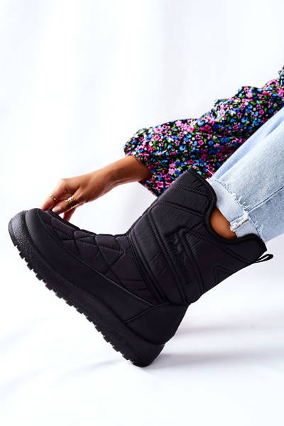 Magas bemelegítésű Snowboots Black Winessa