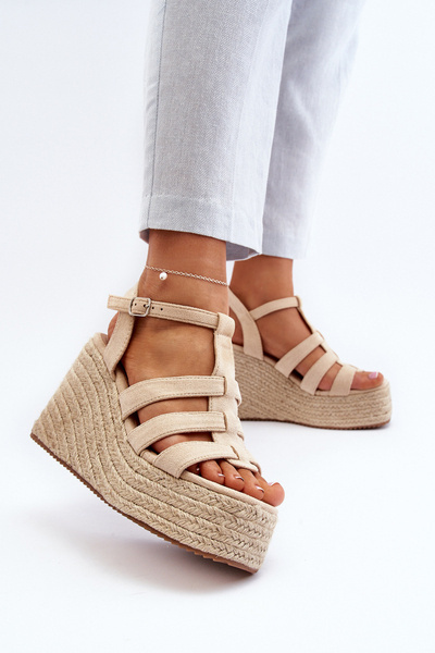Keilsandaletten mit geflochtenem Detail in Beige Gnosis