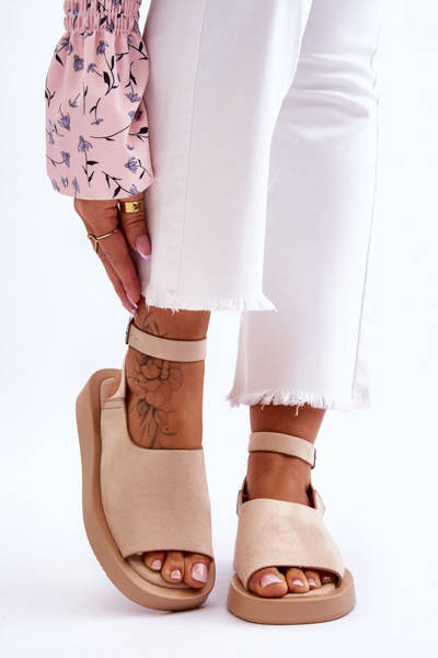 Bequeme Damensandalen auf der Plattform Beige Rubie